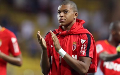 四喜娱乐热评-乌克兰队踢丢关键点球